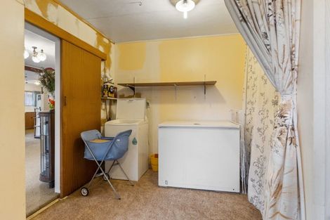 Photo of property in 81 Norfolk Crescent, Otaki Beach, Otaki, 5512