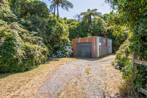 Photo of property in 46 Pekanga Road, Normandale, Lower Hutt, 5010