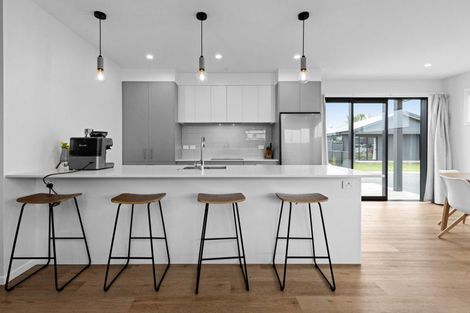 Photo of property in 23 Cassin Place, Taradale, Napier, 4112