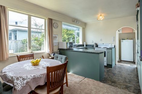 Photo of property in 16 Oxford Street, Lansdowne, Masterton, 5810