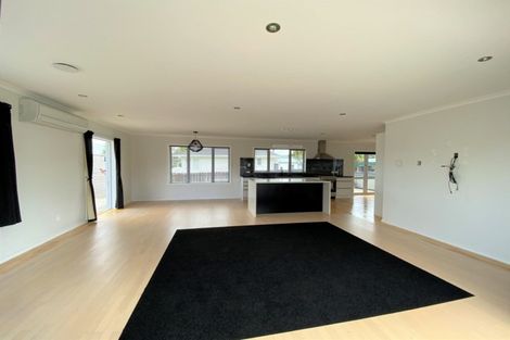 Photo of property in 67 Waipani Road, Te Atatu Peninsula, Auckland, 0610