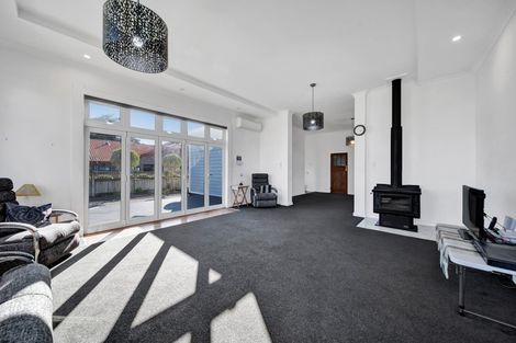 Photo of property in 21 Maire Street, Hawera, 4610