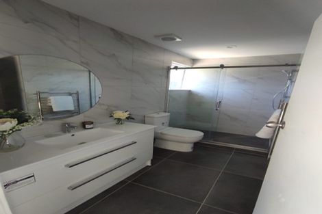 Photo of property in 3/93 Abbotts Way, Remuera, Auckland, 1050