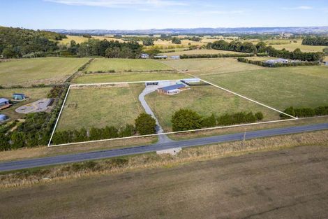 Photo of property in 440 Haringa Road, Carrington, Carterton, 5791