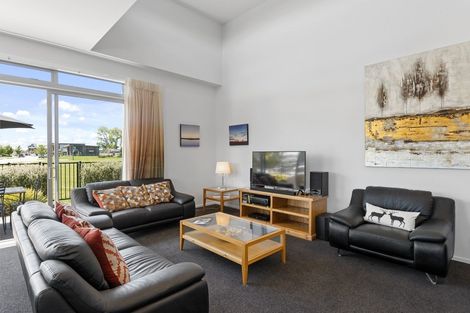Photo of property in 18 Silverstream Boulevard, Kaiapoi, 7630