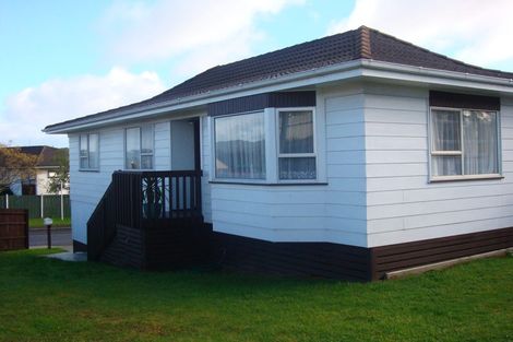 Photo of property in 7 Tudor Road, Henderson, Auckland, 0610