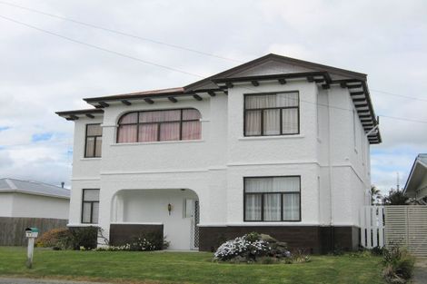 Photo of property in 1 Maxwell Avenue, Durie Hill, Whanganui, 4500