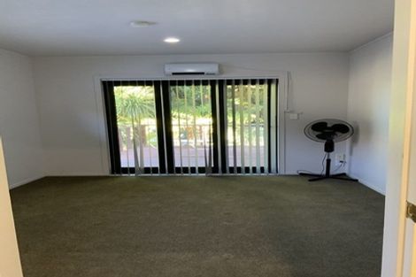 Photo of property in 11 Longview Rise, Massey, Auckland, 0614