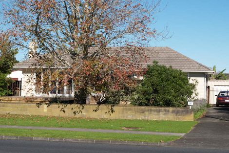 Photo of property in 52 Buckland Road, Mangere East, Auckland, 2024