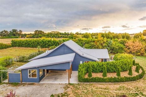 Photo of property in 7 Loburn Whiterock Road, Loburn, Rangiora, 7472