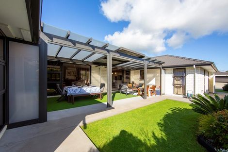 Photo of property in 15 Celtic Place, Waipu, 0510