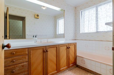 Photo of property in 70 Fairview Avenue, Feilding, 4702