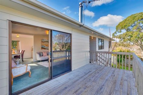 Photo of property in 15 Peterhouse Place, West Harbour, Auckland, 0618