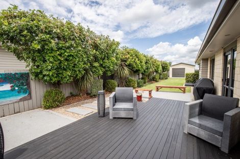 Photo of property in 13 Benner Drive, Ngatea, 3503