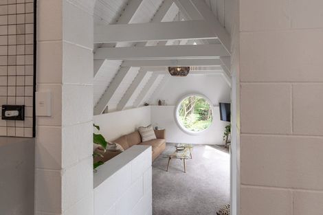 Photo of property in 153 Atkinson Road, Titirangi, Auckland, 0604