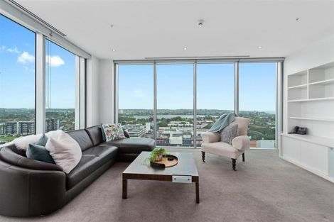 Photo of property in Sentinel Apartments, 1304/3 Northcroft Street, Takapuna, Auckland, 0622