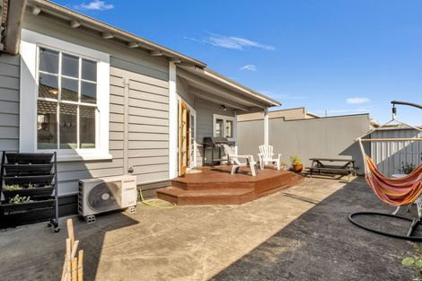 Photo of property in 6 Fairs Road, Milson, Palmerston North, 4414
