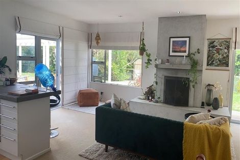 Photo of property in 2 Nicholas Street, Te Horo Beach, Otaki, 5581