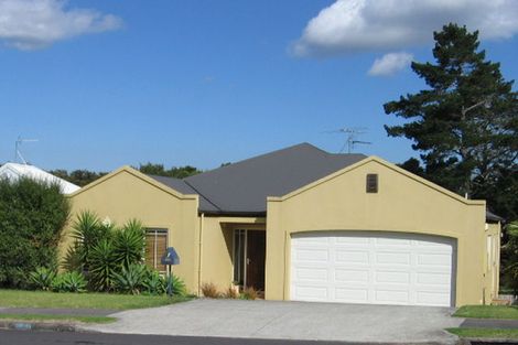 Photo of property in 46 Lagoon Way, West Harbour, Auckland, 0618