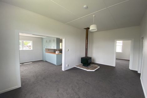 Photo of property in 58 Main Road, Te Karaka, 4022