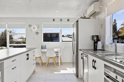 Photo of property in 29 Hyde Avenue, Richmond Heights, Taupo, 3330