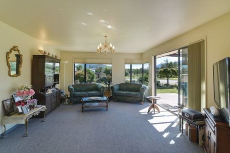Photo of property in 12 Mavora Road, Lake Hayes, Queenstown, 9304