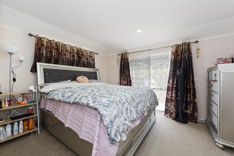 Photo of property in 12 Twickenham Place, Nawton, Hamilton, 3200