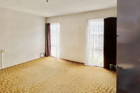 Photo of property in 2/18 Bingara Place, Favona, Auckland, 2024