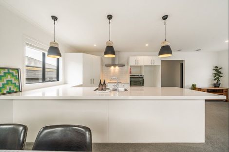 Photo of property in 84 Riverstone Drive, Riverstone Terraces, Upper Hutt, 5018