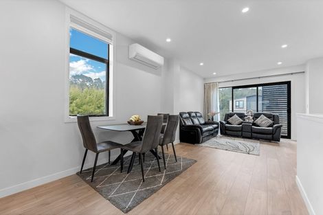 Photo of property in 5a Agincourt Street, Glenfield, Auckland, 0629