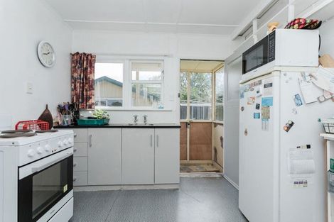 Photo of property in 11 Waterloo Street, Dannevirke, 4930