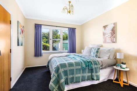 Photo of property in 16 Peel Place, Wainuiomata, Lower Hutt, 5014