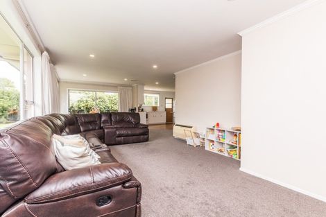 Photo of property in 10 Great North Road, Winton, 9720