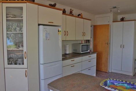 Photo of property in 256 Patons Rock Road, Patons Rock, Takaka, 7182