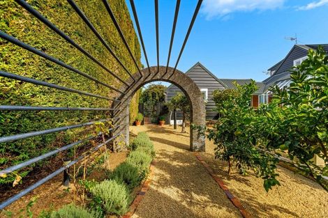 Photo of property in 74 Kings Avenue, Matua, Tauranga, 3110
