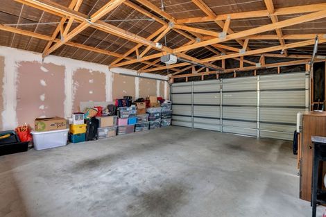 Photo of property in 32 Grove Avenue, Weston, Oamaru, 9401