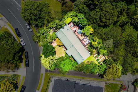 Photo of property in 7 Helvetia Drive, Browns Bay, Auckland, 0630