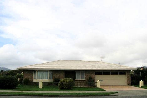 Photo of property in 48 The Drive, Paraparaumu Beach, Paraparaumu, 5032