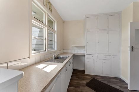 Photo of property in 71 Glandovey Road, Fendalton, Christchurch, 8052