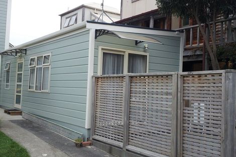 Photo of property in 21 Constable Street, Newtown, Wellington, 6021