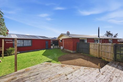 Photo of property in 21 Truby King Street, Merrilands, New Plymouth, 4312