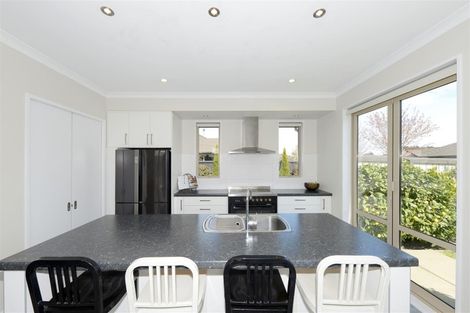 Photo of property in 4 Crown Close, Prebbleton, 7604