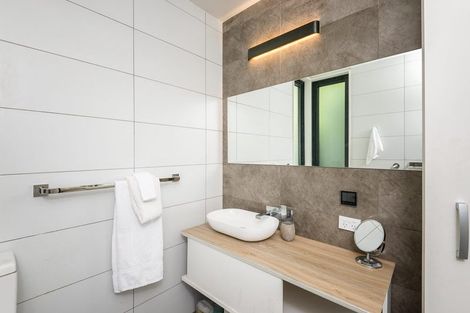 Photo of property in 3 Plumwood Lane, Cashmere, Christchurch, 8022