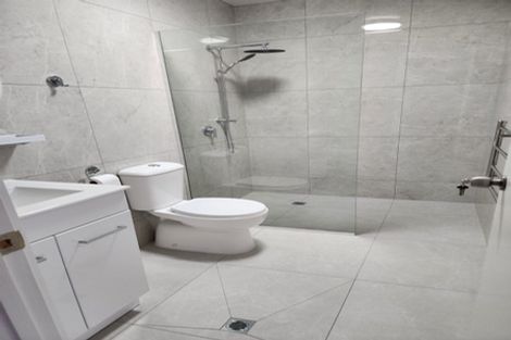 Photo of property in 46 Spinnaker Drive, Te Atatu Peninsula, Auckland, 0610