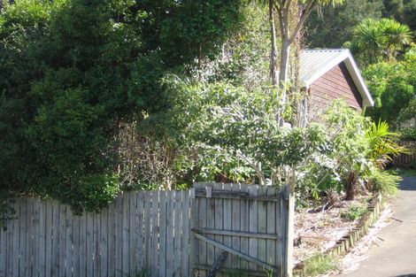 Photo of property in 21 Emlyn Place, Torbay, Auckland, 0630