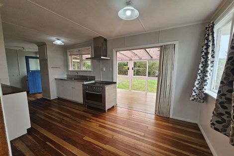 Photo of property in 59 Bell Street, Tawa, Wellington, 5028