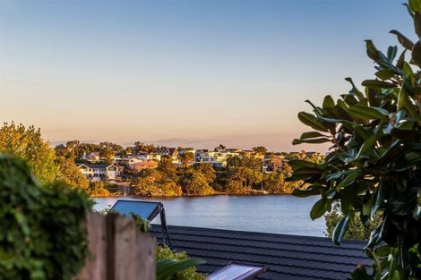 Photo of property in 4/72 Kitchener Road, Milford, Auckland, 0620