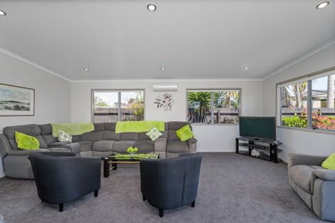 Photo of property in 20b Cholmondeley Crescent, Whitianga, 3510