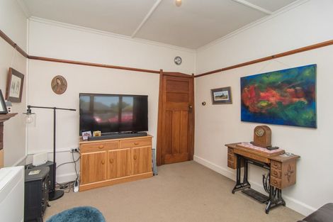Photo of property in 15 Saint George Street, Watlington, Timaru, 7910