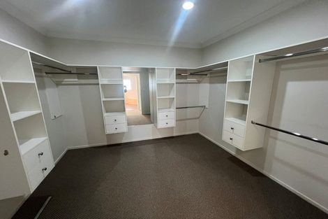 Photo of property in 32 Bur Oak Terrace, Schnapper Rock, Auckland, 0632